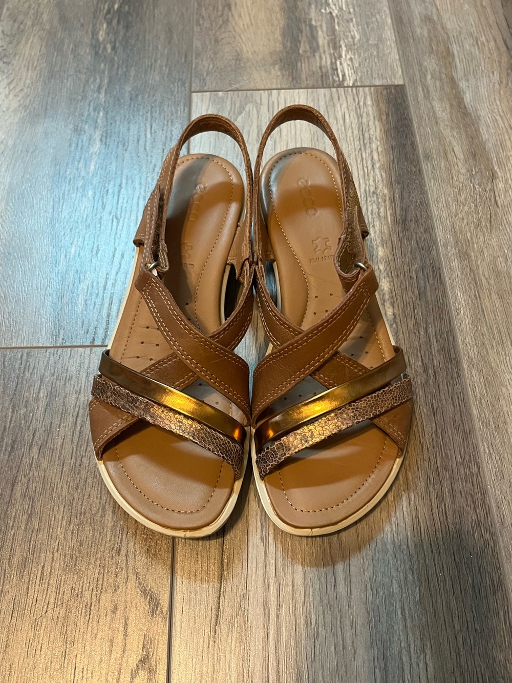 ECCO Felicia Sandals in Brown Tan
